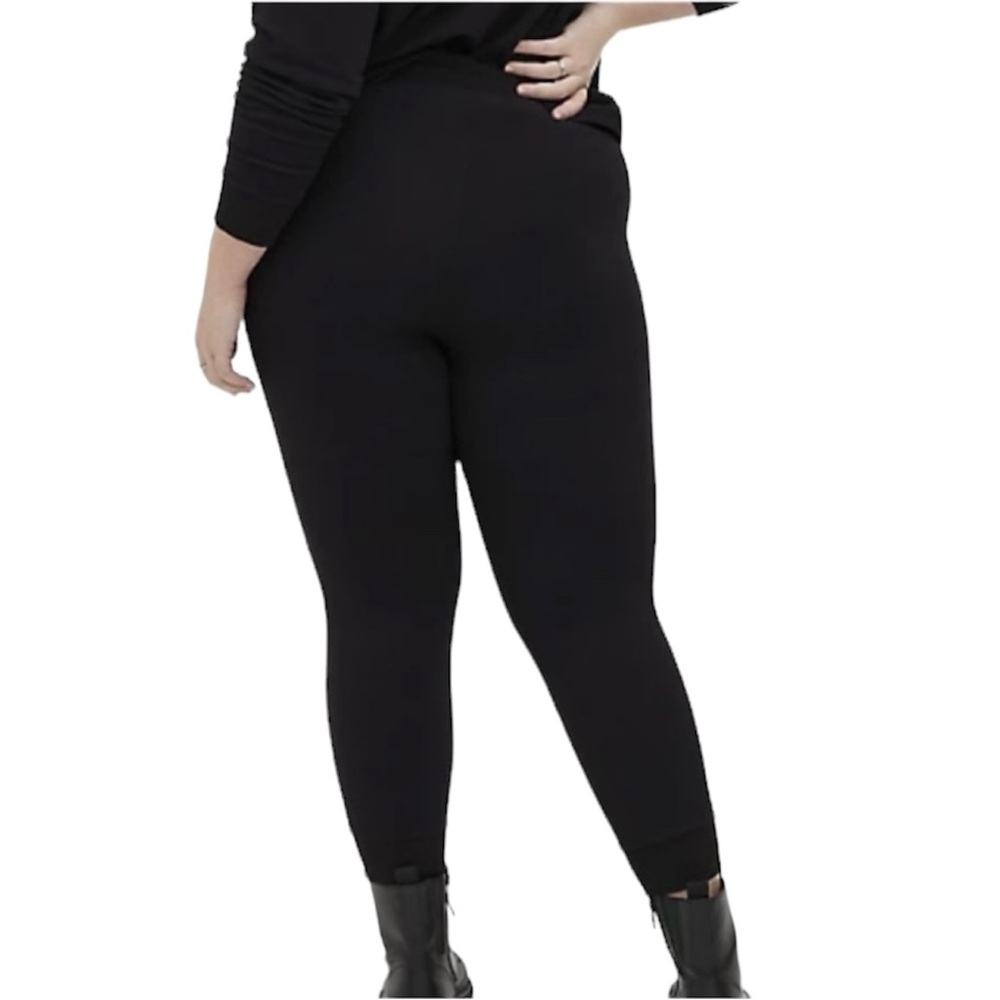 Torrid Women’s Plus Size Disney Minnie Mouse Jogger Size 1X 2X - Picture 2 of 9